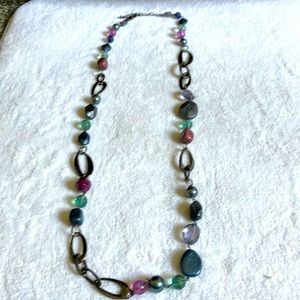 Vintage Designed and Signed Liz Sophia. Chain, rock, Pearl and Clear pieces.